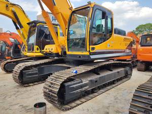 L'excavatrice Hyundai 330-9S et l'excavatrice hydraulique sur chenilles Hyundai 200, 210, 220, 305 de Corée du Sud sont en vente à bas prix - Product Image 3