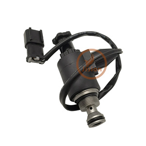 Válvula Solenoide 714-11-16830 714-11-16840 para Válvula de Control de Transmisión de Cargadora WA100-3 WA120-3 WA150-3 WA180-3 WA200-3 WA300L-3 - Product Image 1