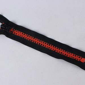 No. 5 maïs colle dents fermeture éclair usine personnalisé en gros étanche impression <span class=keywords><strong>Film</strong></span> résine fermeture éclair vêtements sacs chaussures fermeture éclair - Product Image 2