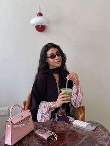 Hafizah Siyah Açık Abaya Pembe Çiçekli Dantel Aplike Süslemeli Tesettür Maksi Kimono Müslüman Kadınlar Dubai Zarif İslami Elbise - Product Image 4