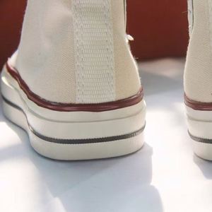 Nouvelles chaussures de marche rétro en cuir véritable à lacets avec semelle en caoutchouc pour les skate-parks et les promenades en ville, toutes saisons - Product Image 4