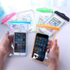 Sac étanche fluorescent en PVC coloré pour téléphone portable à écran tactile transparent, imprimé UV et sérigraphié avec logo personnalisé - Product Image 3