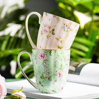 Fleur d'or et papillon design 400ml tasse de luxe européenne rétro anglais en céramique florale eau café couple tasse avec bord doré