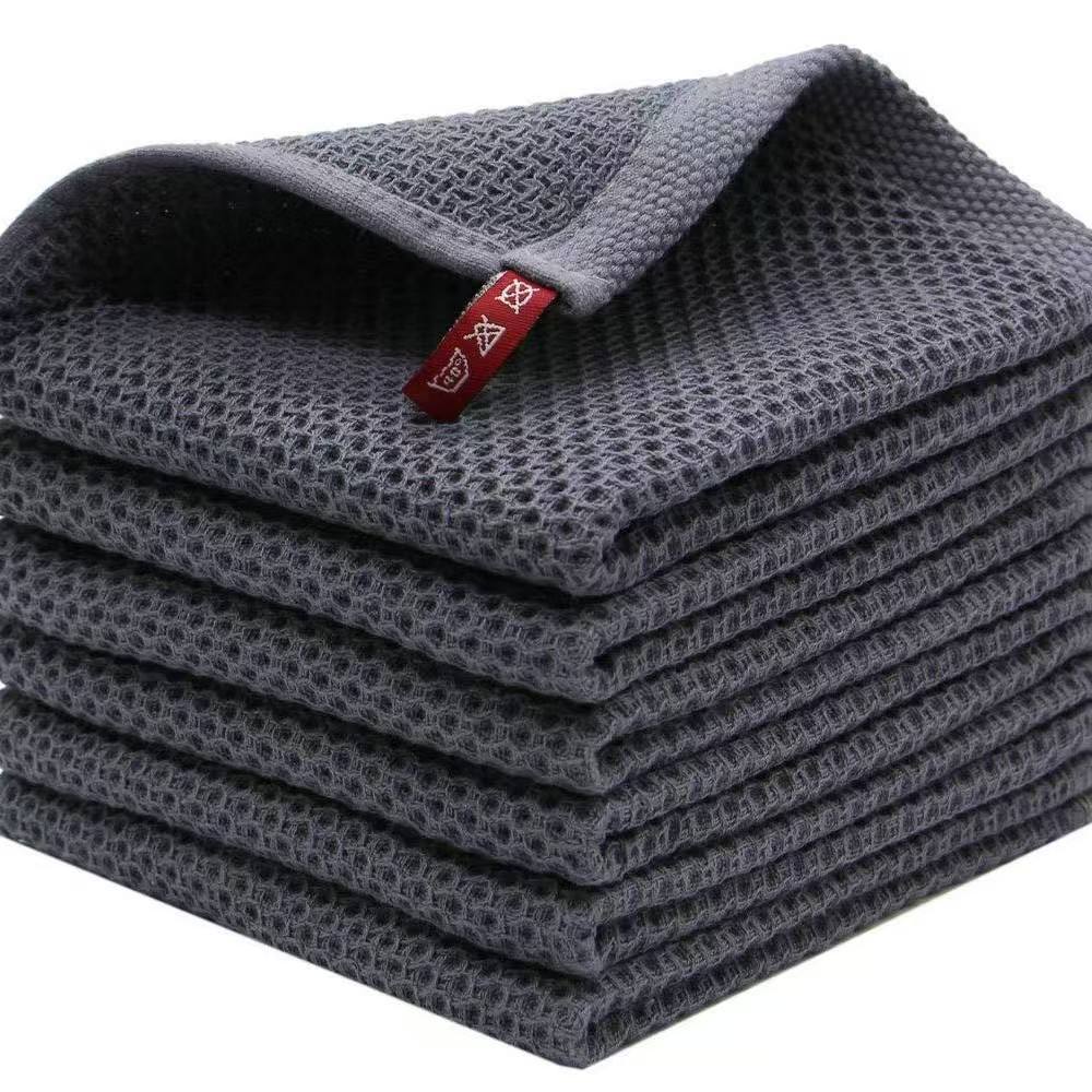 สีเทาเข้ม