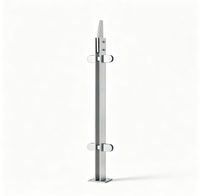 Montant de balustrade en acier inoxydable durable pour l'installation d'escaliers intérieurs de villas et les projets immobiliers résidentiels