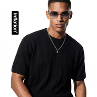 T-shirt en viscose à rayures verticales texturées, col rond, manches courtes, coupe ample, style sportif, nouvelle collection été 2026