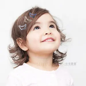 Nouveau style coréen coloré pince à cheveux pour enfants couleur bonbon bleu belle pince à cheveux en forme de papillon accessoires