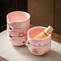 Newell fait à la main émaillé japonais de luxe Chawan Logo personnalisé couleur rose Katakuchi bol à Matcha en forme de coeur avec bec en céramique