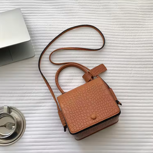 New Fashionable Women's Trendy Simple Single Shoulder Crossbody Bag Hard Shell Square Women's Handbag - Product Image 4