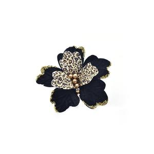 FLOR DE CAVALLO NEGRO CON CAVILLO CORTO - Product Image 1