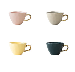 Taza de Cerámica Estilo Nórdico con Esmalte de Color y Baño de Oro para Desayuno, Café o Leche - Product Image 1