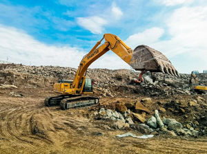 Гусеничный экскаватор <span class=keywords><strong>Shantui</strong></span> 33T 35T SE335LC 1.6CBM с сертификацией Ce по конкурентоспособной цене - Product Image 3