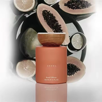 Diffuseurs de roseau d'huile essentielle de parfum de fruit de luxe naturel non toxique sûr pour des bébés bas quantité minimale de commande pour des ensembles de diffuseur de roseau