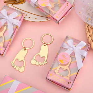 Abridor de Botellas de Cerveza con Pie de Bebé Dorado, Recuerdo Grabado con Láser para Invitados de Boda, Fiesta o Bautizo - Product Image 2