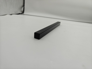 Profils en PVC extrudé noir, solides, durables, décoratifs, de haute dureté, matériaux industriels en plastique, vente en gros sur mesure - Product Image 6