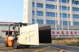 Гидравлический захват для картонных коробок Liandong для вилочного погрузчика, с импортными клапанами и 4-ступенчатым регулятором давления для безопасной работы - Product Image 6
