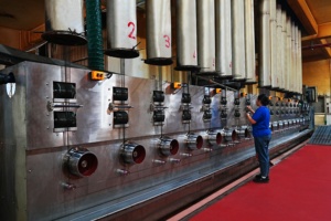 Mới đến 100% Chất lượng cao 3D độ bền cao polyester STAPLE sợi 3D Flakes cho vải địa kỹ thuật không dệt - Product Image 4