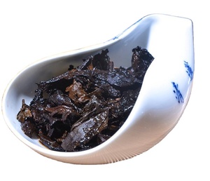 Stockage pour thé <span class=keywords><strong>puer</strong></span>, ancien, plusieurs ans, pressé dans les feuilles de bambou - Product Image 3