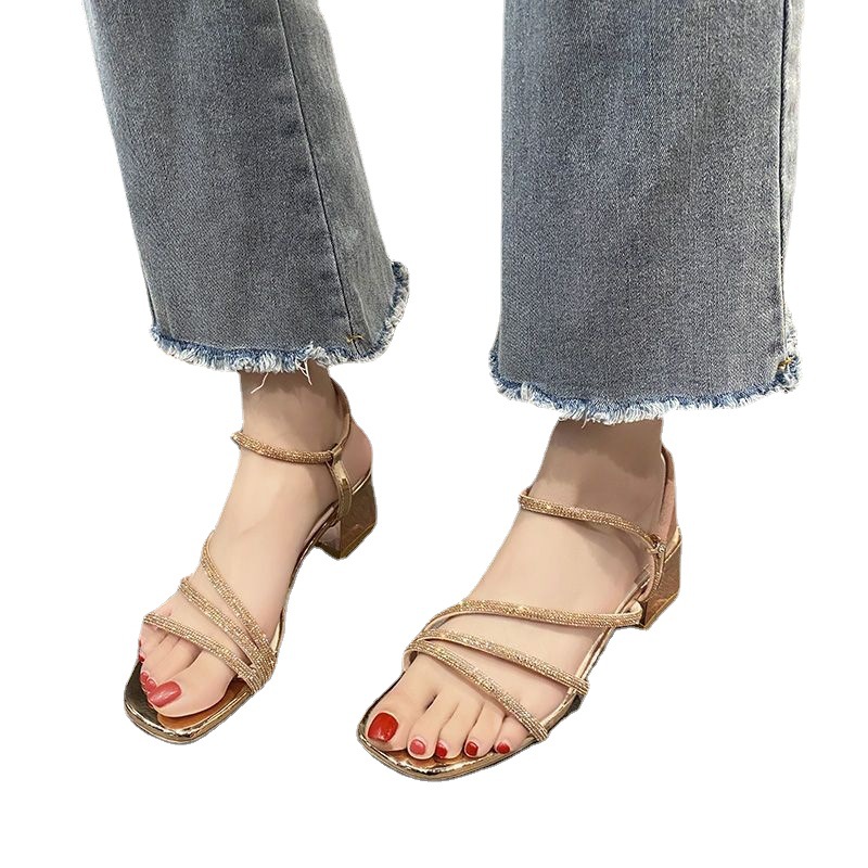 Summer essentials: sandalen met fijne bandjes | Van Arendonk - Van Arendonk.nl