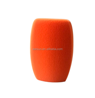 La mousse de micro floquée de forme ronde Offre Spéciale couvre le pare-brise de style pour les microphones portatifs omnidirectionnels sans fil