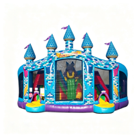 Grand château gonflable, centre de divertissement pour les aventures dans les labyrinthes