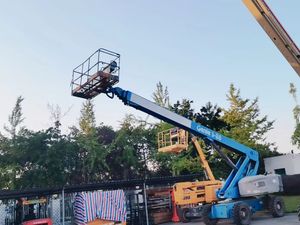 Elevador de pluma telescópico Genie S80 del año 2010 usado, altura de plataforma máxima 24,38 M, altura de trabajo máxima 26,38 M - Product Image 2