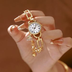 Reloj de pulsera retro BS Bee Sister FA1840, nuevo, versátil, hueco, personalizable, refrescante para el verano 2026 - Product Image 1