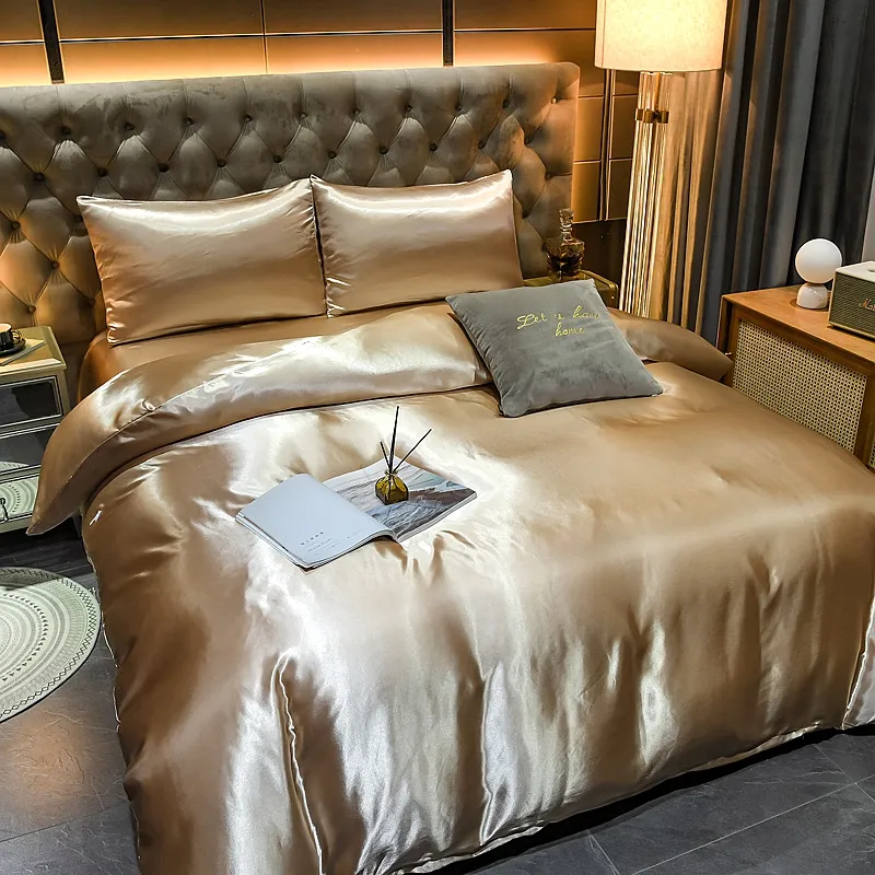 Newest Hot Selling Comforter Sets Glod Bedding Sets Luxury Fluffy silk Bed sheet set