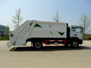 Camión <span class=keywords><strong>Compactador</strong></span> de Basura Dongfeng de 4500 mm de Distancia entre Ejes, 12 Toneladas, Motor Cummins B190 33 de 190 HP, Diésel Euro II, Vehículo de Recolección de Residuos de 12 m³ - Product Image 5