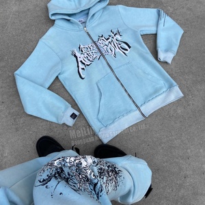 Conjunto de Sudadera con Capucha y Cremallera Personalizada con Logo, Estilo Urbano, y Pantalones Acampanados Vintage con Lavado Ácido - Product Image 4