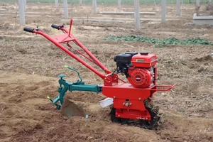 Prix bon marché Mini moteur à essence sur chenilles 7hp Power Tiller pour petit terrain - Product Image 3