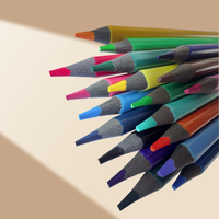Crayons de couleur triangulaires en plastique recyclé non solubles, 24 couleurs |   Art durable personnalisable (couleurs/logo/emballage) vendu à l'unité