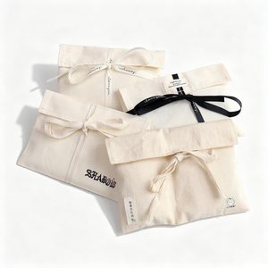 Bolsa de Terciopelo Ecológica Personalizada al por Mayor con Cinta para Guardar Ropa, Bolsos, Carteras y Libros - Product Image 3