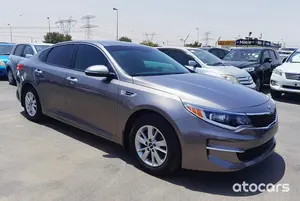 <span class=keywords><strong>Kia</strong></span> <span class=keywords><strong>Optima</strong></span> 2.0 - 2017 d'<span class=keywords><strong>occasion</strong></span> entièrement chargée et propre-Voitures grises prêtes à partir - Product Image 5