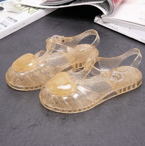 Sandales en PVC pour enfants, filles et garçons, avec cœurs en cristal, style Baoto, pour l'été, vente en gros - Product Image 3