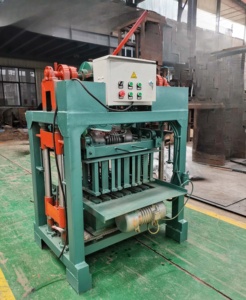 Machine à fabriquer des blocs creux mobiles ZheBang, moteur 4.8KW 380V, pour blocs de pavage autobloquants en cendres volantes, vibration facile - Product Image 5
