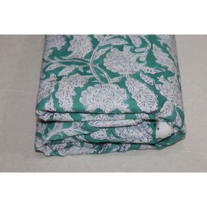 Tela Ligera Hecha a Mano con Estampado Sanganeri para Ropa, Edredones, Bufandas, Vestidos, Cortinas y Materiales de Tapicería - Product Image 1