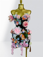 Robe Courte Décontractée Ocstrade à Épaules Dénudées avec Fleurs 3D Brillantes, Dos Nu Sexy, Idéale pour les Performances Scéniques, pour Femme