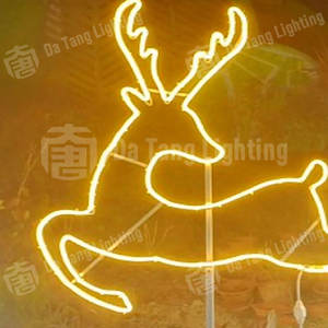 Guirlandes lumineuses décoratives de Noël multicolores pour jardin, cour et scène nocturne - Product Image 3