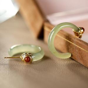 <span class=keywords><strong>2022</strong></span> gran oferta nuevo Color Corea Hetian Jade aro pendiente <span class=keywords><strong>C</strong></span> en forma de Jade pendiente para <span class=keywords><strong>mujer</strong></span> - Product Image 6