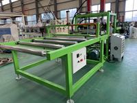 Machine de fabrication de pots à fleurs en plastique avec système de contrôle racinaire intégré à l'usine