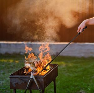 Puertas de Chimenea de Hierro de Cinco Piezas Estilo Europeo Americano YS, Diseño Moderno, Incluye Pala <span class=keywords><strong>para</strong></span> Chimenea y <span class=keywords><strong>Pinzas</strong></span> <span class=keywords><strong>para</strong></span> Leña, 1 Año de Garantía - Product Image 1