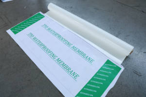 Venta al por mayor techo de goma 60mil membrana impermeable Tpo membrana para techos membrana impermeable adhesiva para techos - Product Image 3