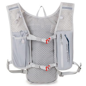 กระเป๋าเป้สะพายหลังสำหรับเดินป่า ปีนเขา วิ่งจ๊อกกิ้ง มาราธอน ปั่นจักรยาน  พร้อมช่องใส่ถุงน้ำ  ทนทาน - Product Image 2