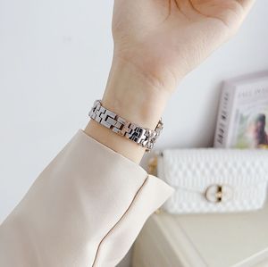 Bracelet de montre de luxe pour <span class=keywords><strong>Apple</strong></span> <span class=keywords><strong>Watch</strong></span>, bracelet pour femme, modèle tendance pour Iwatch S11 7 8 9, bracelet de remplacement - Product Image 5