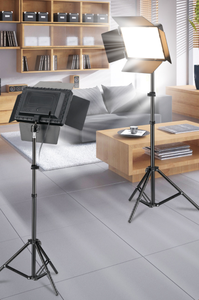 Lumière de studio portable fiable en alliage d'aluminium 150W avec température de couleur réglable pour la vidéographie - Product Image 2