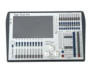 Console d'éclairage de scène Avolite Tiger Touch Pro avec 8 ou 16 sorties DMX - Product Image 2