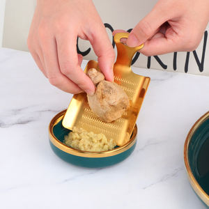 Râpe à gingembre durable, <span class=keywords><strong>presse</strong></span>-<span class=keywords><strong>ail</strong></span> en acier inoxydable avec contrôle facile pour la cuisine et le restaurant - Product Image 3