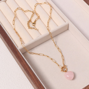 Collar con Colgante de Ágata en Forma de Corazón, Chapado en Oro y Plata, de Acero Inoxidable, Personalizable OEM/OEM, Unisex, de Piedra Natural, en Tendencia, Entrega Inmediata - Product Image 4