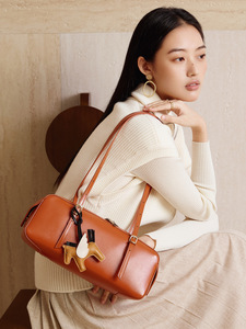 <span class=keywords><strong>Sac</strong></span> à main polyvalent pour femme en cuir véritable, style <span class=keywords><strong>bowling</strong></span> <span class=keywords><strong>vintage</strong></span>, en cuir de vachette pleine fleur tanné végétal, avec fermeture éclair - Product Image 3